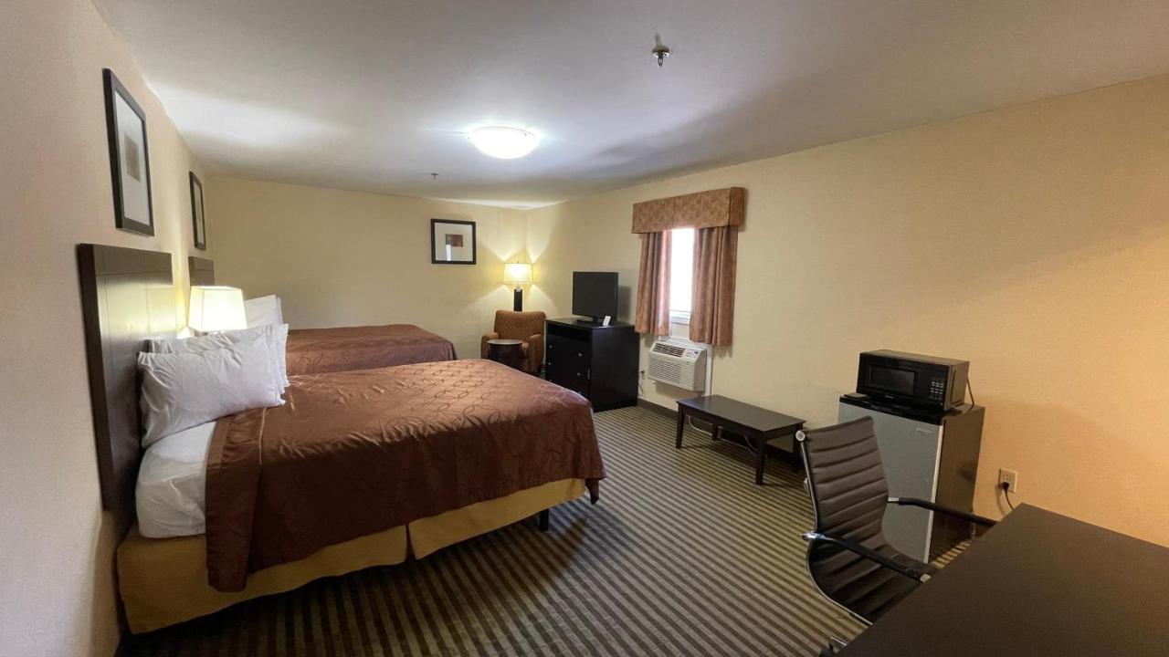 Whitney Inn & Suites Hamden Buitenkant foto